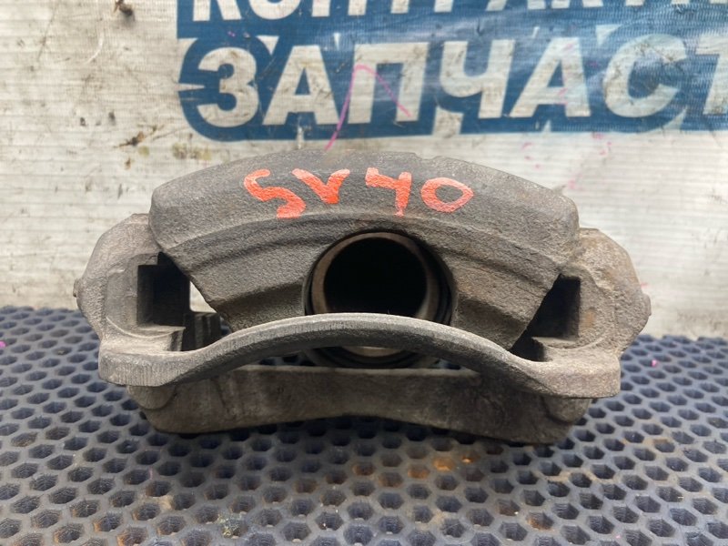 Суппорт TOYOTA CAMRY SV40 3S-FE передний правый (б/у)