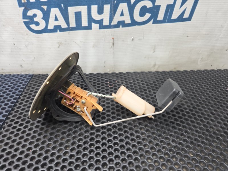 Датчик уровня топлива MITSUBISHI DIAMANTE F31A 6G73 1995 (б/у)