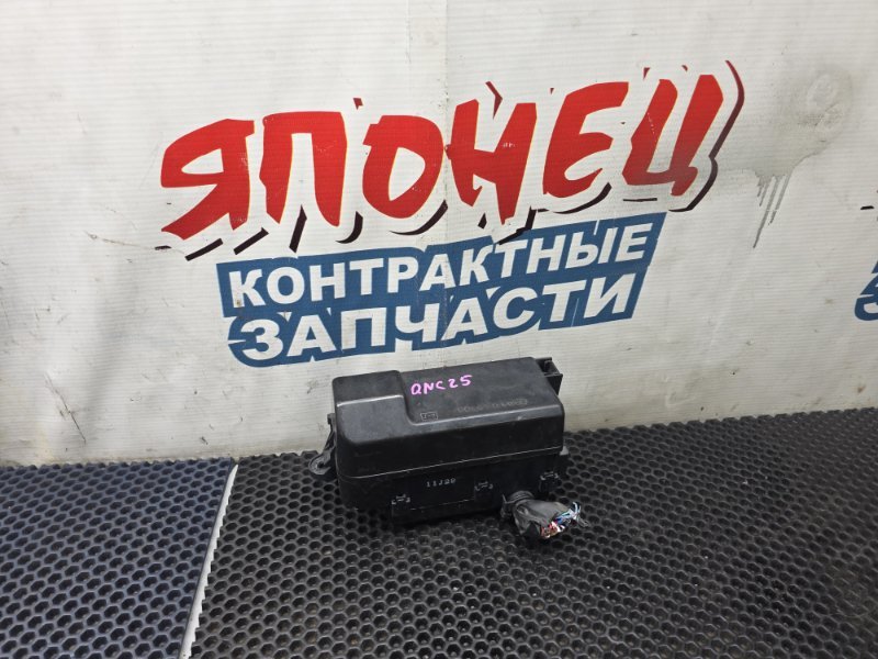 Блок предохранителей под капот TOYOTA BB QNC25 K3-VE (б/у)