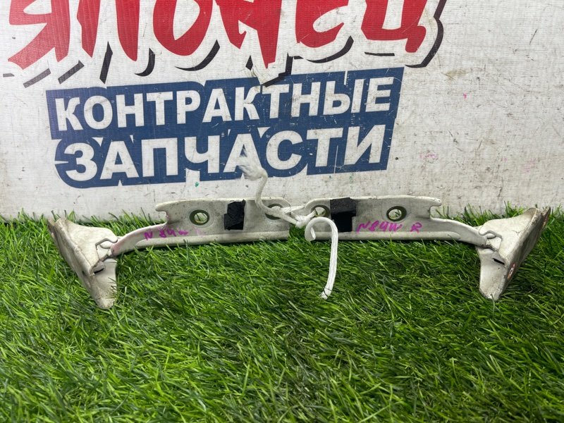 Петля капота MITSUBISHI CHARIOT GRANDIS N84W 4G64 (б/у)