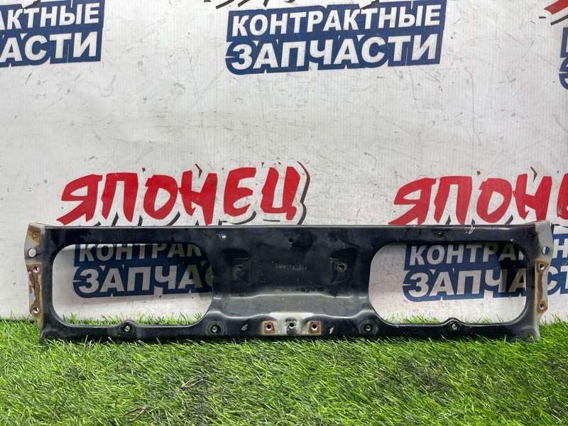 Планка радиатора MITSUBISHI DELICA PD6W 6G72 (б/у)