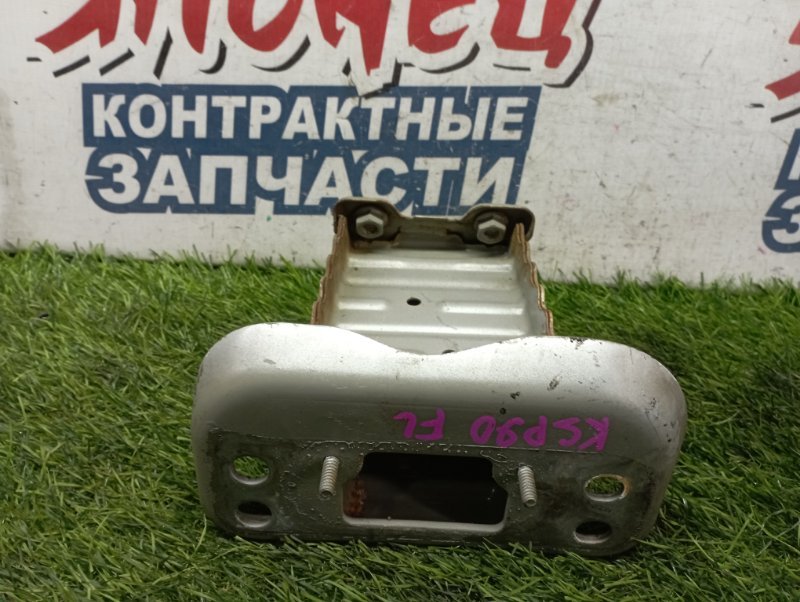 Кронштейн усилителя бампера TOYOTA VITZ KSP90 1KR-FE передний левый (б/у)
