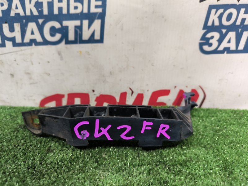 Крепление бампера HONDA MOBILIO SPIKE GK2 L15A переднее правое (б/у)