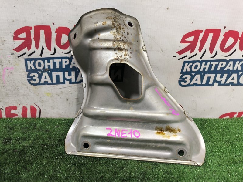 Защита выпускного коллектора TOYOTA WISH ZNE10 1ZZ-FE (б/у)