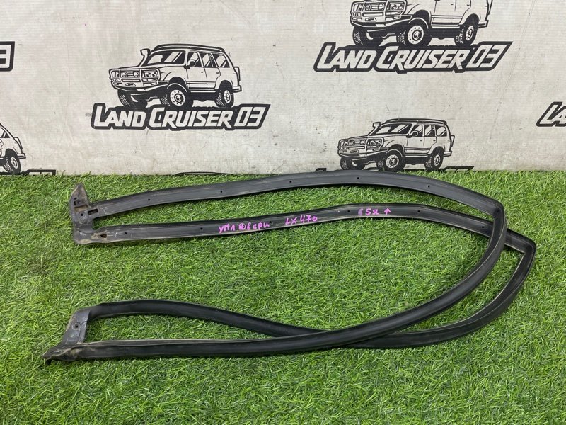 Уплотнительная резинка двери багажника LEXUS LX470 UZJ100 2UZ-FE (б/у)