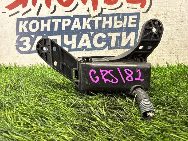 Блок реле TOYOTA CROWN GRS182 3GR-FSE (б/у)