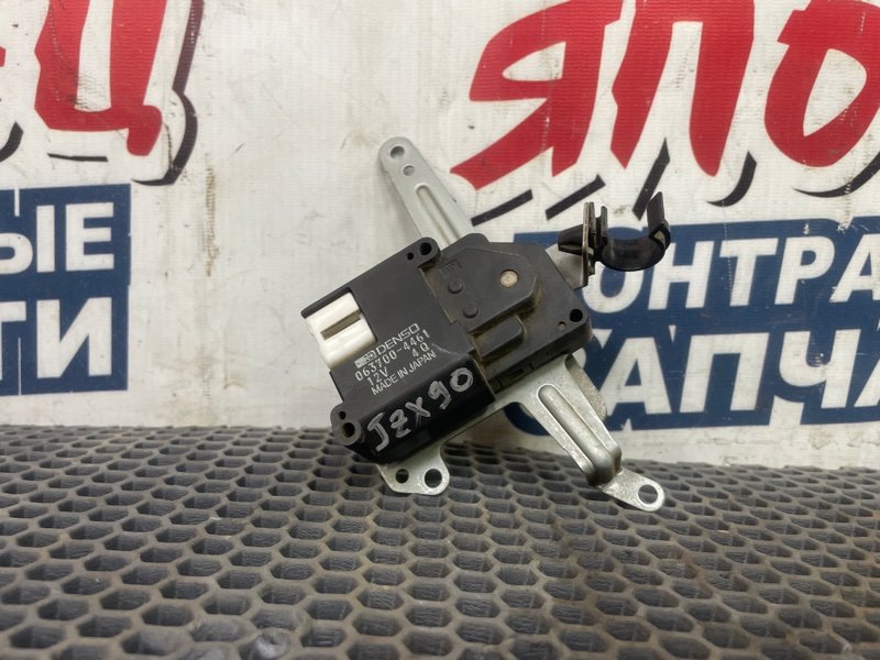 Сервопривод заслонок печки TOYOTA CRESTA JZX90 1JZ-GE 1995 (б/у)
