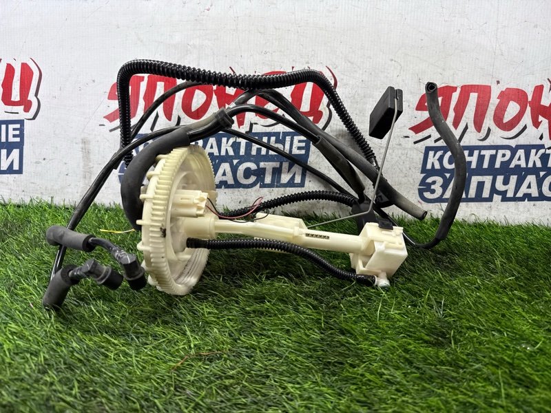 Датчик уровня топлива TOYOTA CROWN GRS182 3GR-FSE (б/у)