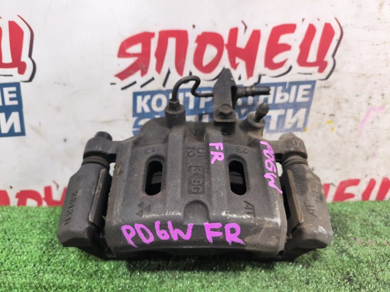 Суппорт MITSUBISHI DELICA PD6W 6G72 передний правый (б/у)