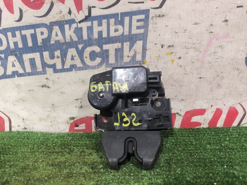 Замок багажника NISSAN TEANA J32 VQ25DE (б/у)