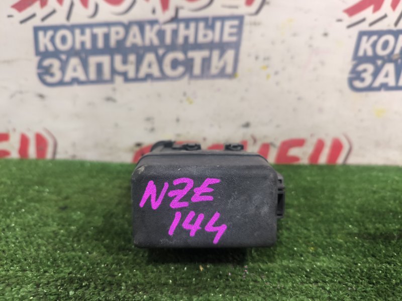 Блок реле TOYOTA COROLLA FIELDER NZE144 1NZ-FE (б/у)