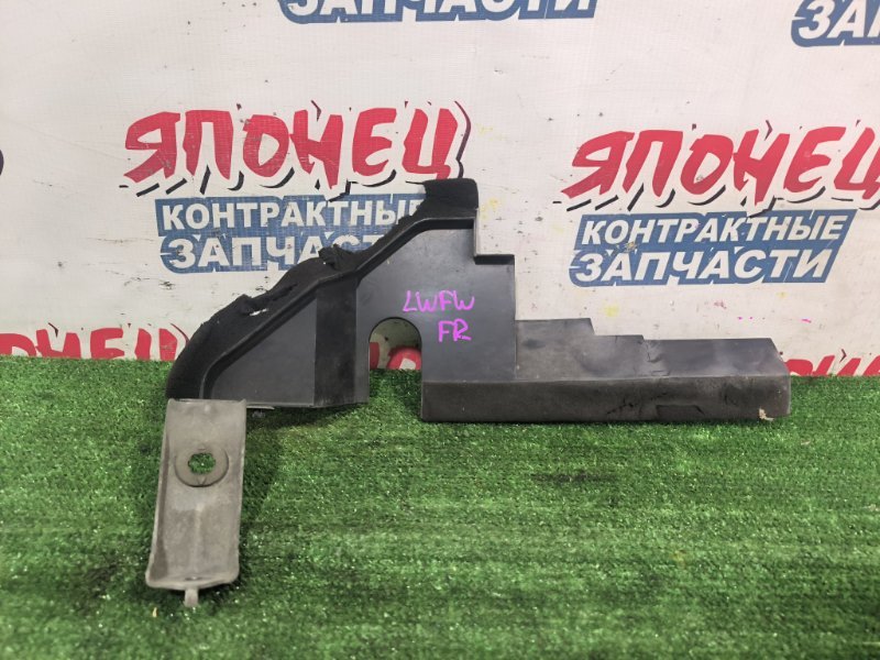 Дефлектор радиатора MAZDA MPV LWFW AJDE правый (б/у)
