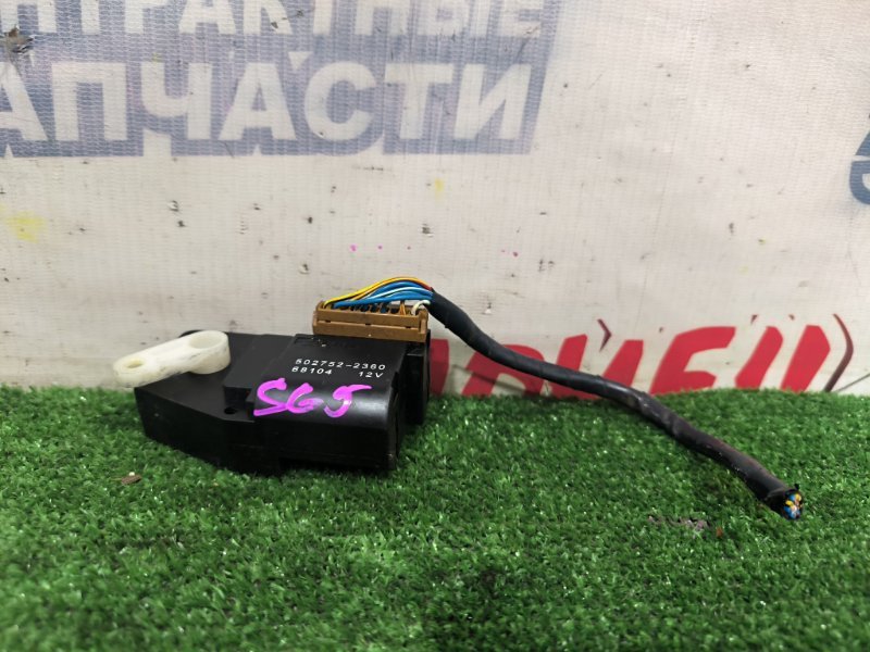 Сервопривод заслонок печки SUBARU FORESTER SG5 EJ203 (б/у)