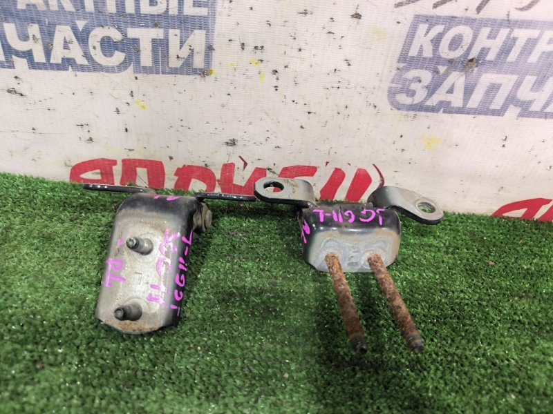 Петля двери TOYOTA PROGRES JCG11 2JZ-GE задняя левая (б/у)