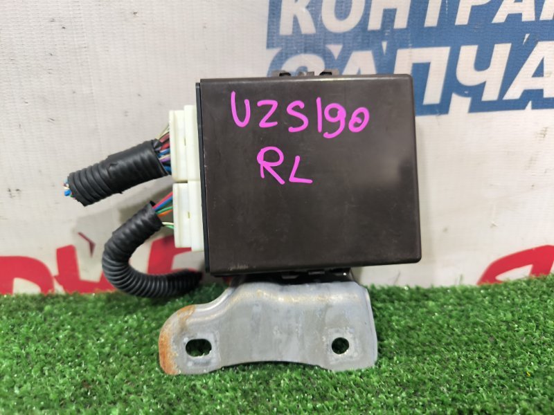 Блок управления дверьми LEXUS GS430 UZS190 3UZ-FE задний левый (б/у)