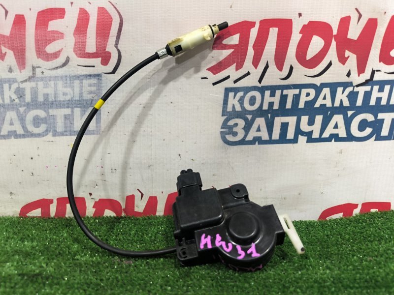 Электропривод лючка топливного бака TOYOTA HARRIER MCU31 1MZ-FE (б/у)
