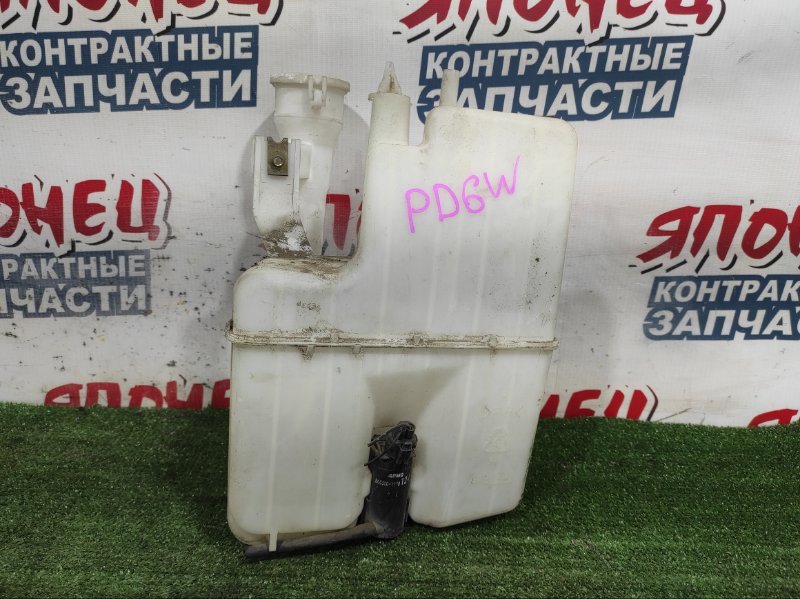 Бачок стеклоомывателя MITSUBISHI DELICA PD6W 6G72 (б/у)