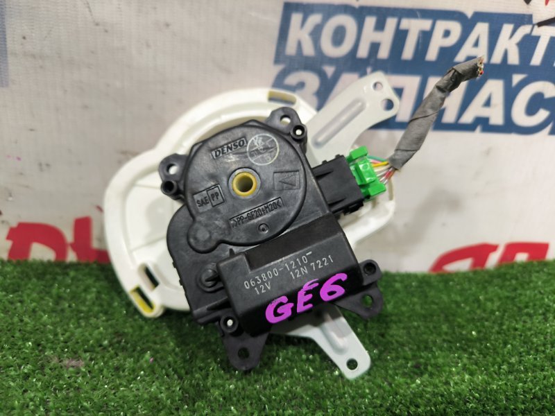 Сервопривод заслонок печки HONDA FIT GE6 L13A (б/у)