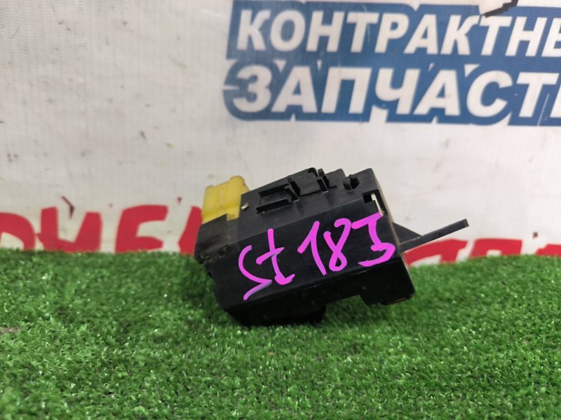 Блок упр. стеклоподъемниками TOYOTA CELICA ST185 3S-GTE правый (б/у)