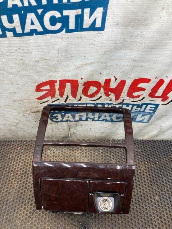 Консоль магнитофона TOYOTA CROWN MAJESTA UZS151 1UZ-FE (б/у)