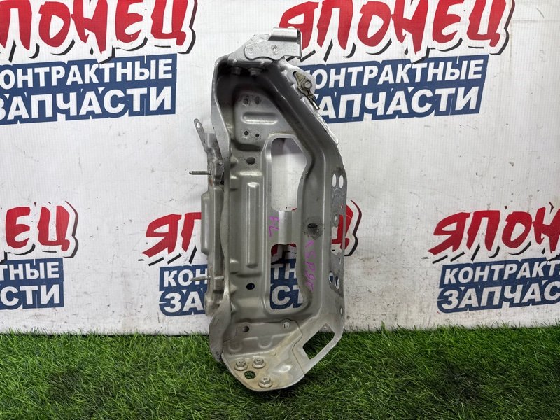 Кронштейн усилителя бампера TOYOTA VITZ KSP90 1KR-FE передний левый (б/у)