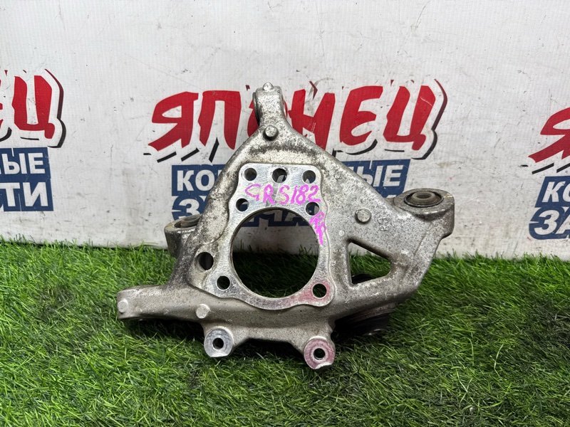 Цапфа TOYOTA CROWN GRS182 3GR-FSE задняя правая (б/у)