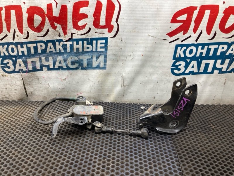 Датчик высоты дорожного просвета TOYOTA CROWN MAJESTA UZS151 1UZ-FE 1995 передний правый (б/у)