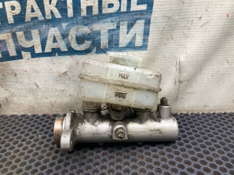 Главный тормозной цилиндр SUBARU FORESTER SF5 EJ20 (б/у)