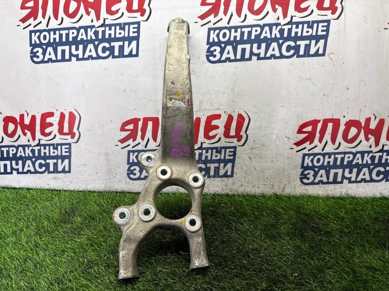 Цапфа TOYOTA CROWN GRS182 3GR-FSE передняя левая (б/у)