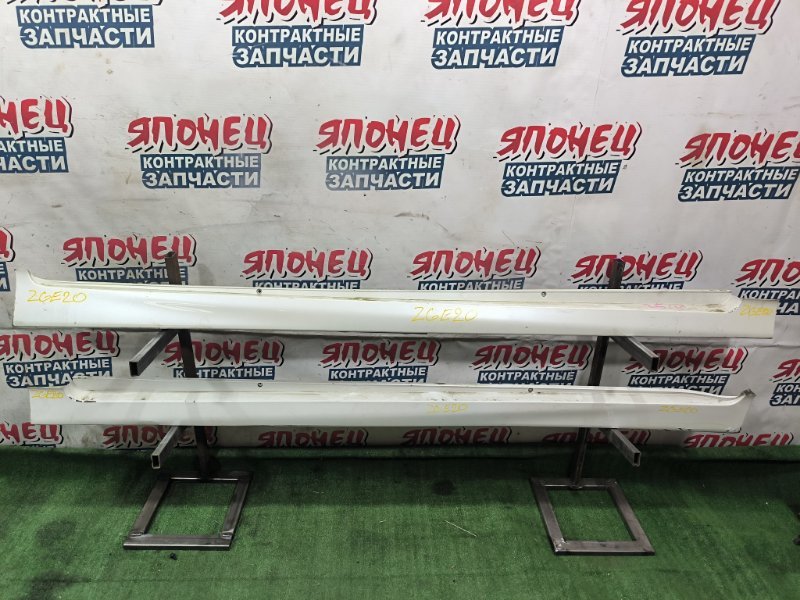 Порог TOYOTA WISH ZGE20 2ZR-FAE (б/у)