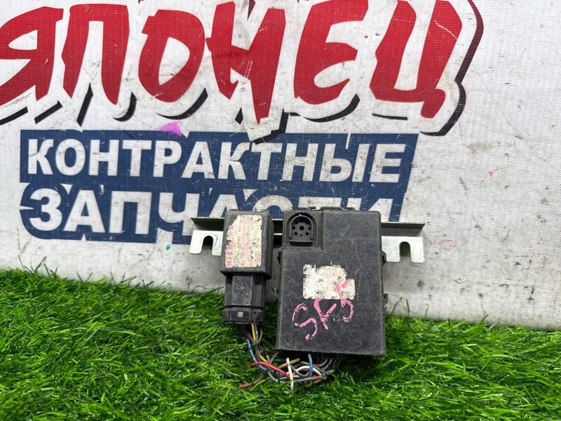 Блок электронный SUBARU FORESTER SF5 EJ202 (б/у)