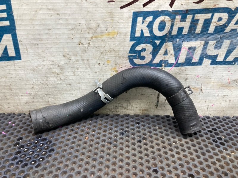 Патрубок радиатора верхний TOYOTA PASSO KGC35 1KR-FE (б/у)