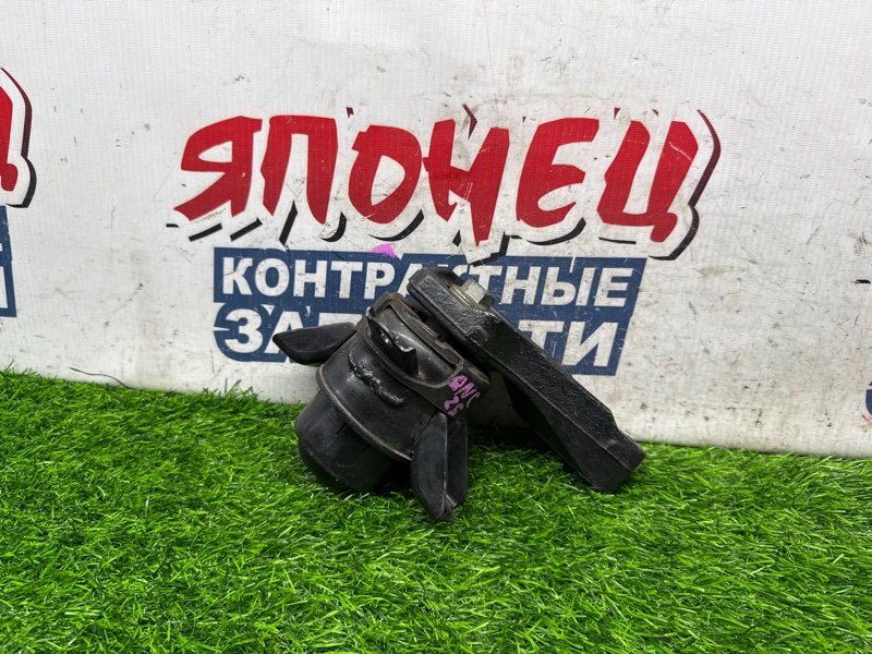 Подушка двигателя TOYOTA BB QNC25 K3-VE правая (б/у)