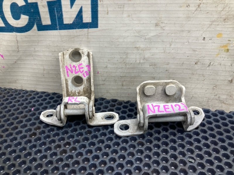 Петля двери TOYOTA WILL VS NZE127 1NZ-FE задняя левая (б/у)