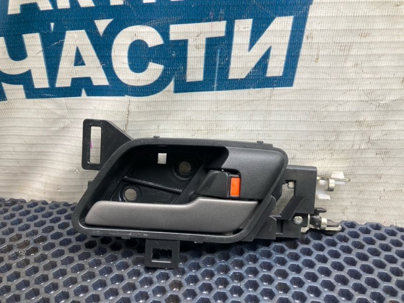 Ручка двери внутренняя HONDA CROSSROAD RT4 R20A передняя правая (б/у)