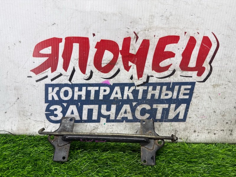 Крепление аккумулятора MAZDA MPV LW5W GY (б/у)