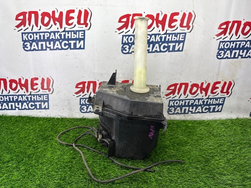 Бачок стеклоомывателя MITSUBISHI CHARIOT GRANDIS N84W 4G64 (б/у)