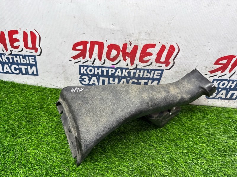 Воздухозаборник MITSUBISHI CHARIOT GRANDIS N84W 4G64 (б/у)