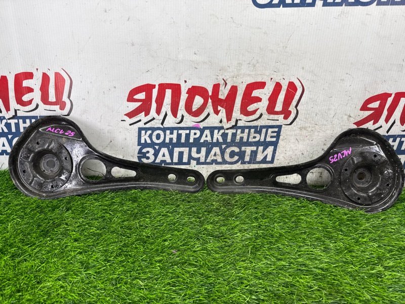 Крепление балки подвески TOYOTA CAMRY GRACIA MCV25 2MZ-FE переднее (б/у)