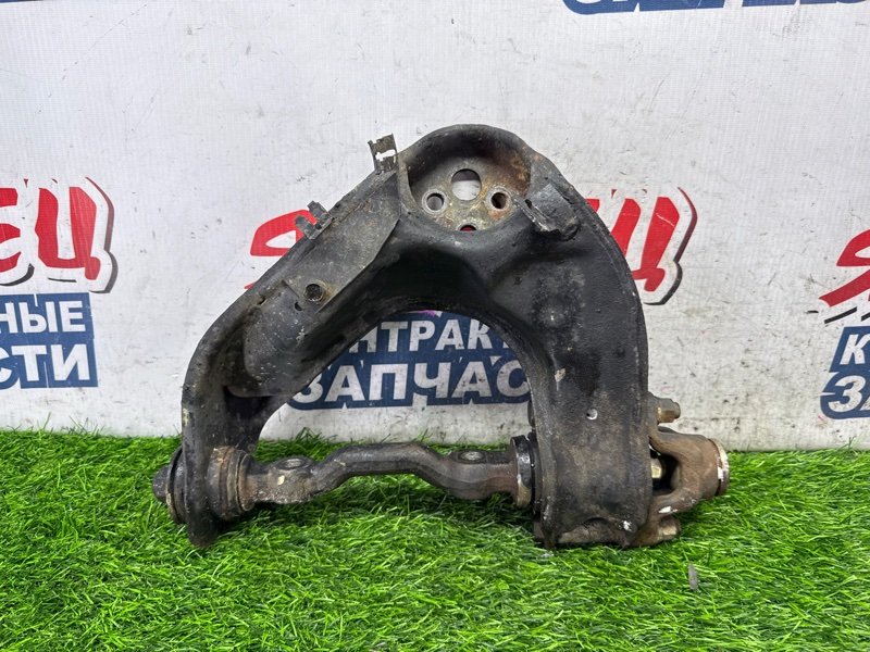 Рычаг верхний MITSUBISHI DELICA PD6W 6G72 передний левый (б/у)