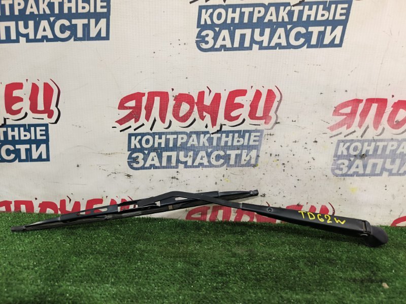 Дворник двери багажника SUZUKI ESCUDO TD62W H25A (б/у)