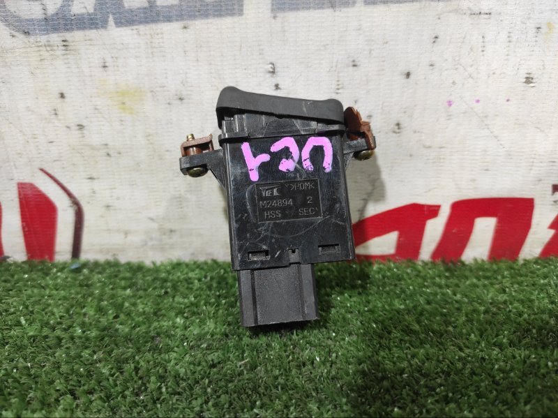 Кнопки подогрева Сидений HONDA INSPIRE UC1 J30A (б/у)