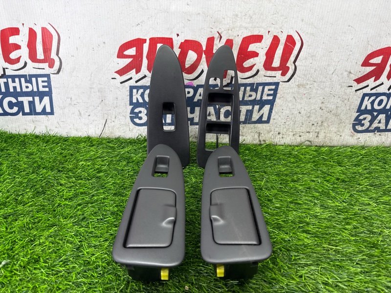 Накладка блока управления стеклоподъемниками TOYOTA WINDOM MCV30 1MZ-FE (б/у)