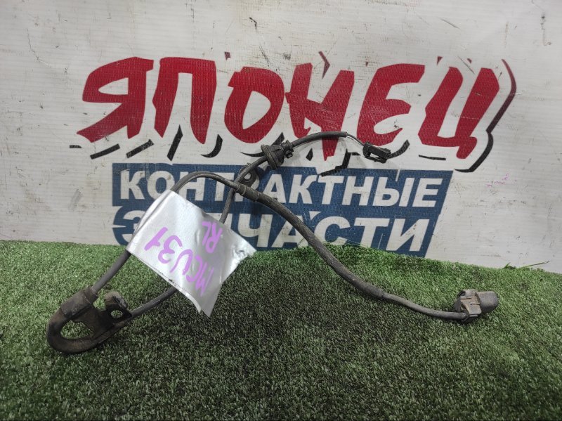 Датчик abs TOYOTA HARRIER MCU31 1MZ-FE задний (б/у)