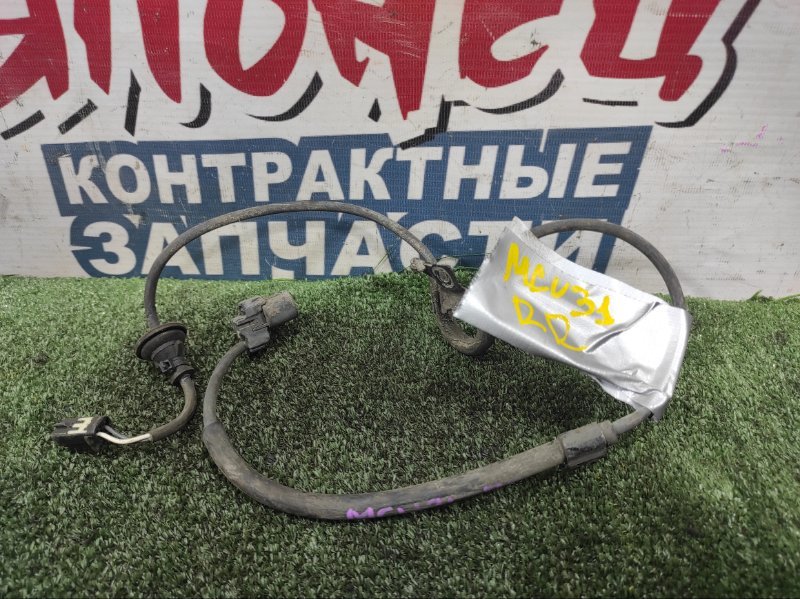 Датчик abs TOYOTA HARRIER MCU31 1MZ-FE задний (б/у)