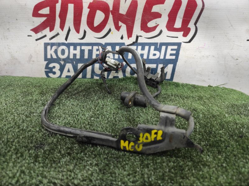 Датчик abs TOYOTA HARRIER MCU30 1MZ-FE передний правый (б/у)
