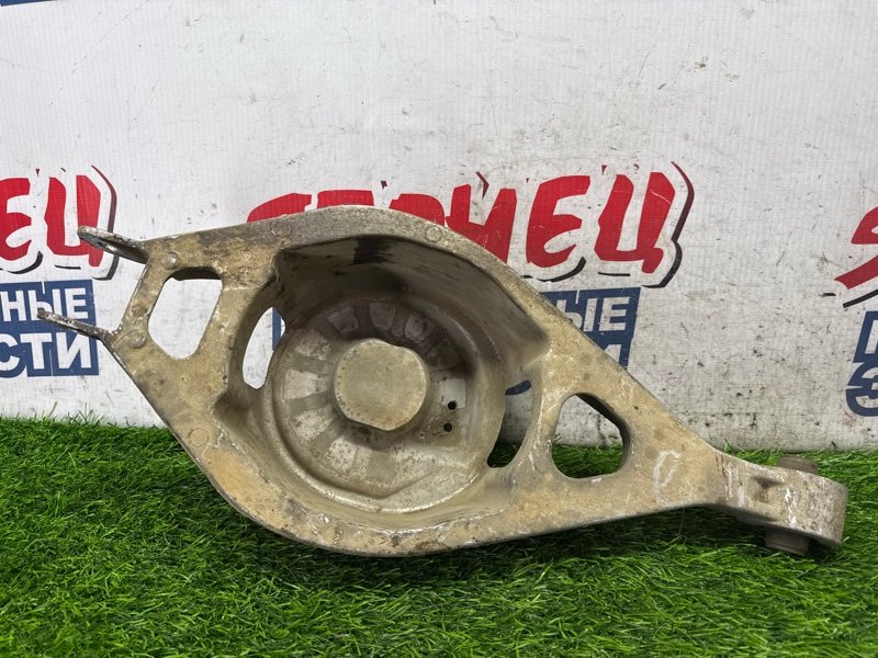 Рычаг нижний NISSAN SKYLINE V36 VQ25HR задний (б/у)