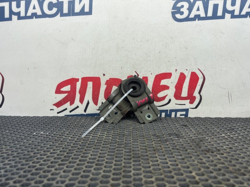 КРЕПЛЕНИЕ РАДИАТОРА NISSAN EXPERT VW11 QG18DE 2000 (б/у)