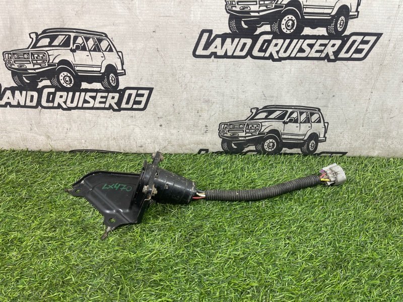 Розетка LEXUS LX470 UZJ100 2UZ-FE (б/у)