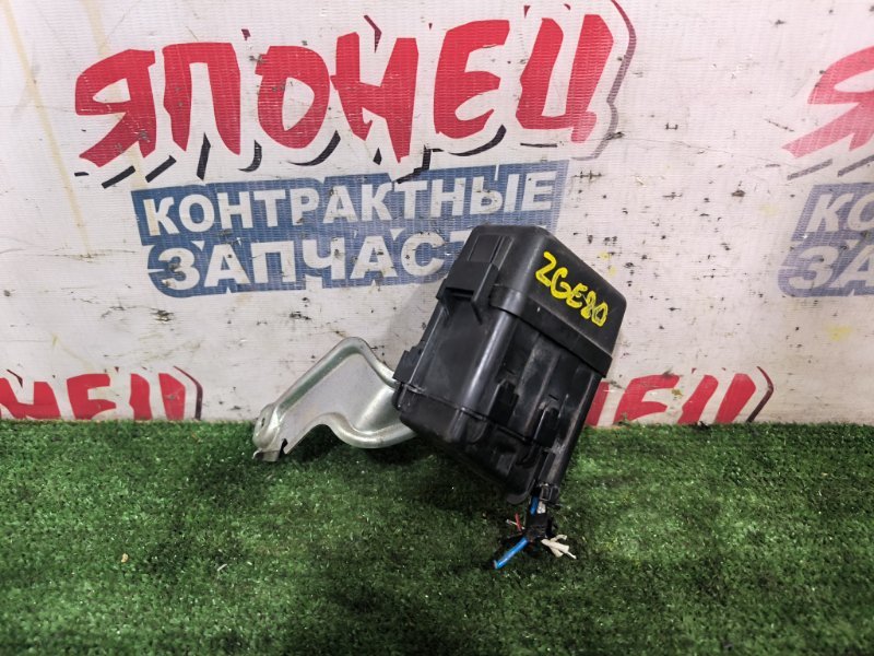 Блок реле TOYOTA WISH ZGE20 2ZR-FAE (б/у)